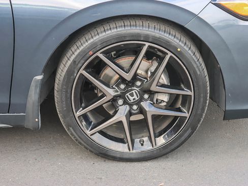 Used 2022 Honda Civic Sport Touring image 9