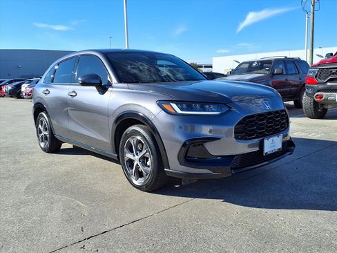 Certified 2023 Honda HR-V EX-L image 2