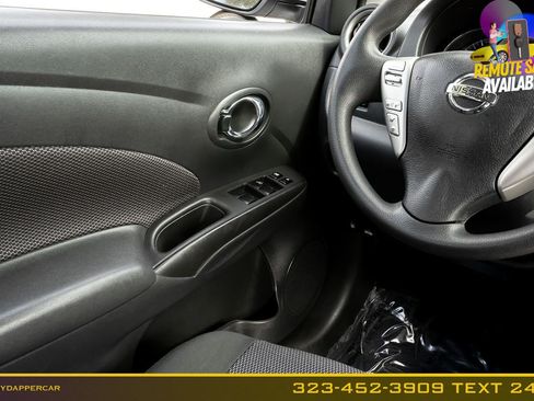 Used 2018 Nissan Versa SV FWD image 18