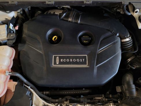 Used 2015 Lincoln MKC FWD w/ Equipment Group 101A Select image 30