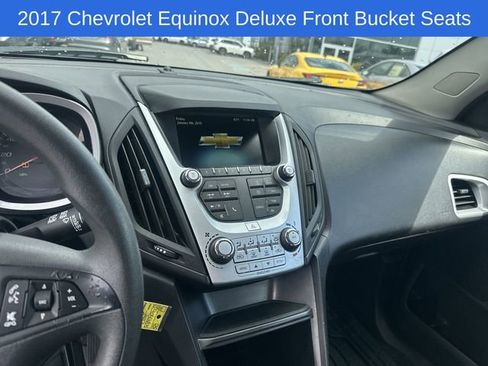 Used 2017 Chevrolet Equinox LS AWD/4WD image 26
