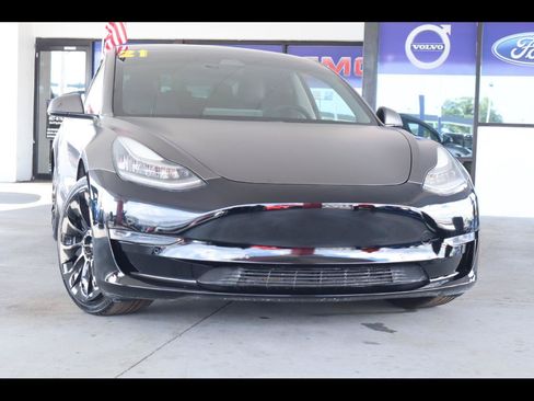 Used 2021 Tesla Model 3 RWD image 1