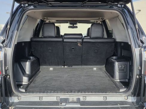 Used 2018 Toyota 4Runner TRD Off-Road Premium image 29