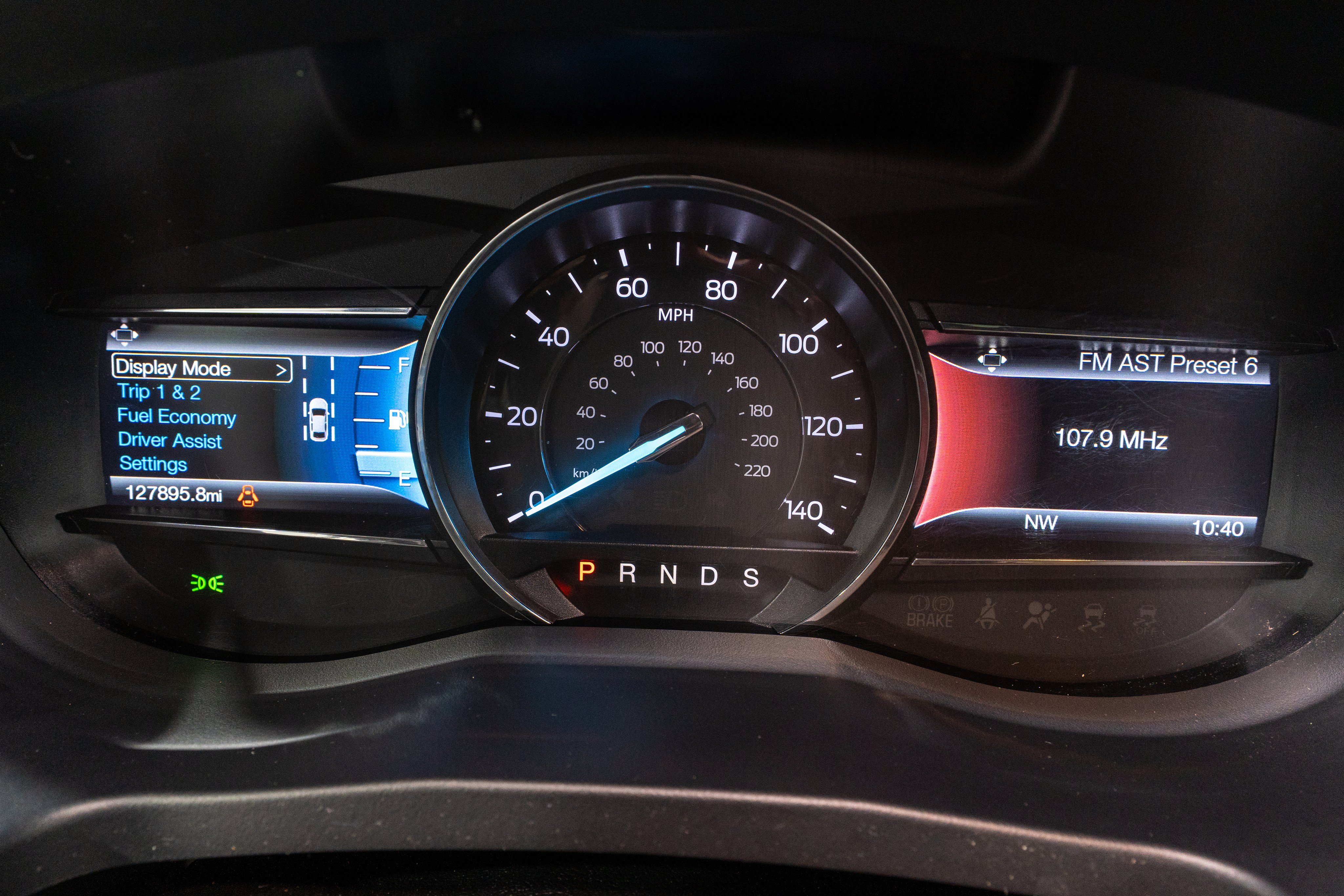 Used 2017 Ford Explorer Limited w/ Equipment Group 301A FWD image 25