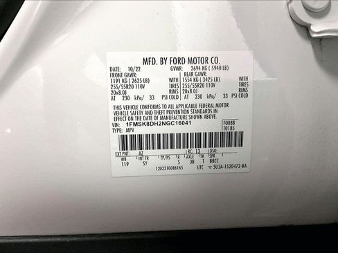 Used 2022 Ford Explorer XLT w/ Equipment Group 202A image 34