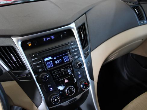 Used 2014 Hyundai Sonata GLS FWD image 12