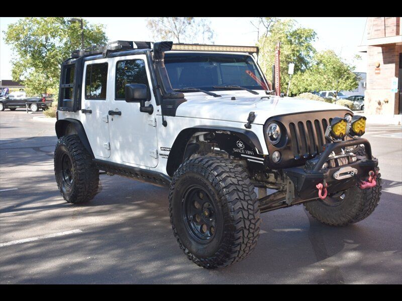 Used 2017 Jeep Wrangler Unlimited Sport w/ Quick Order Package 23S AWD/4WD image 3