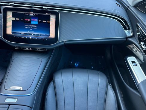 Used 2025 Mercedes-Benz E 350 E 350 image 30