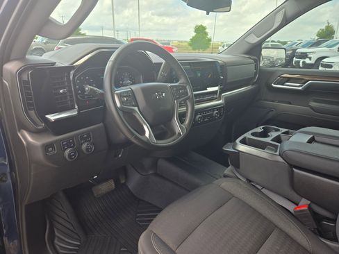 Certified 2023 Chevrolet Silverado 1500 RST w/ Z71 Off-Road Package AWD/4WD image 11