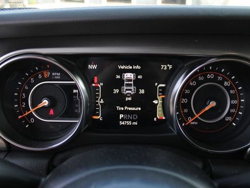 Used 2020 Jeep Wrangler Unlimited Sahara AWD/4WD image 11