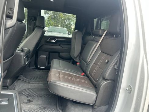 Used 2025 Chevrolet Silverado 2500 High Country w/ Technology Package AWD/4WD image 25