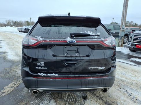 Used 2018 Ford Edge Titanium image 5