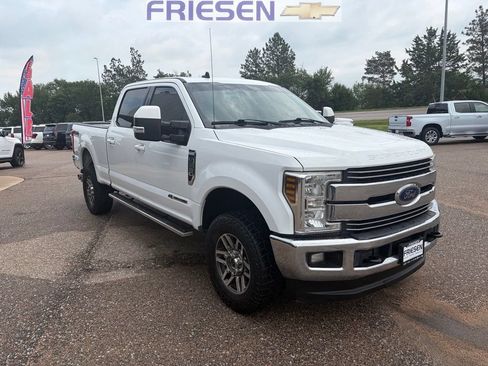 Used 2019 Ford F250 Lariat w/ Lariat Value Package AWD/4WD image 8