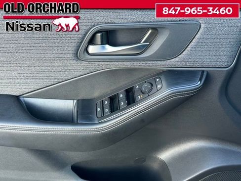 Used 2022 Nissan Rogue SV image 10