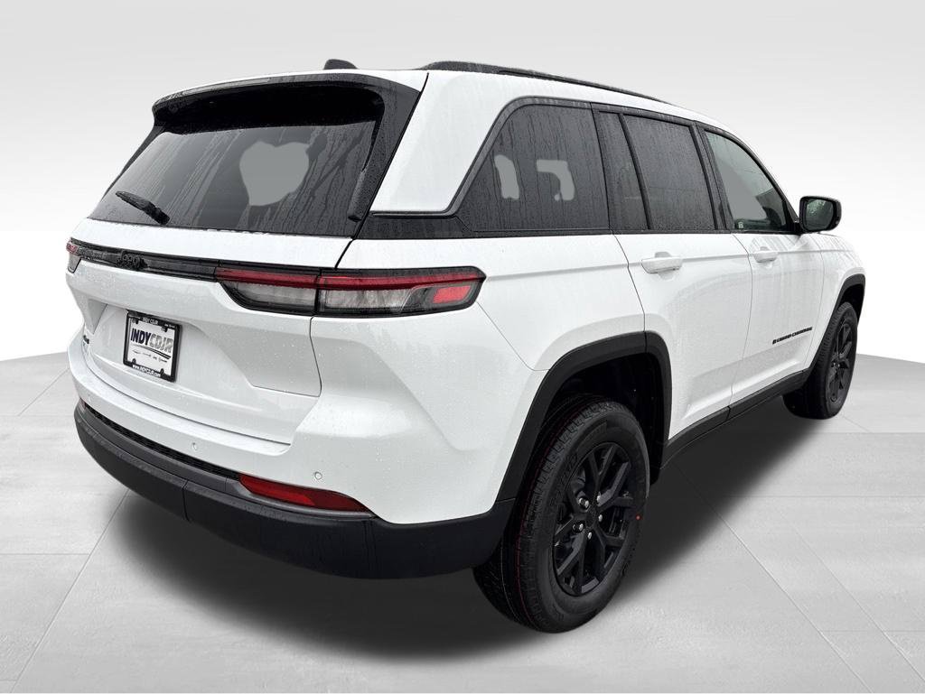 New 2026 Jeep Grand Cherokee Altitude AWD/4WD image 4