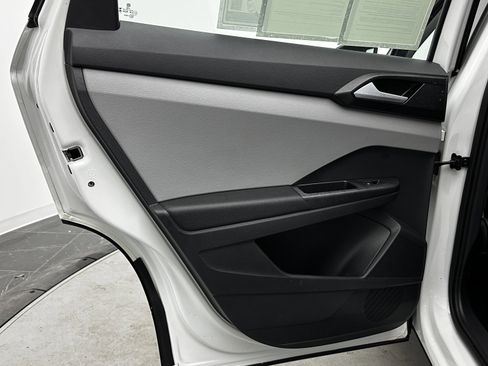 Used 2023 Volkswagen Taos S image 22