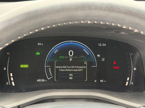 Used 2025 Toyota Camry SE FWD image 10