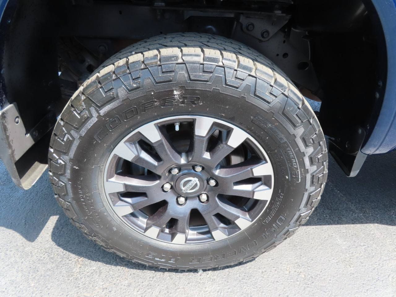 Used 2019 Nissan Titan PRO-4X w/ Pro-4x Convenience Package AWD/4WD image 22