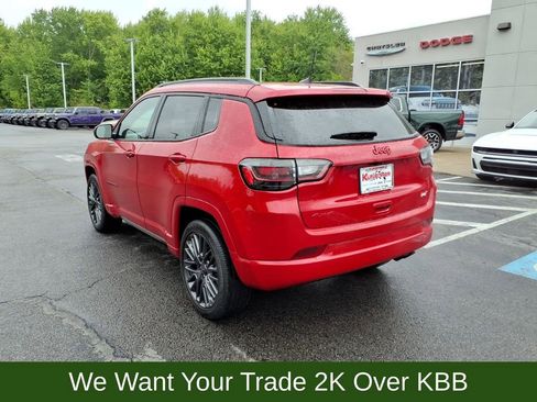 Used 2022 Jeep Compass Limited w/ (RED) Package AWD/4WD image 8