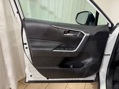 Certified 2024 Toyota RAV4 XLE w/ Convenience Package AWD/4WD image 15