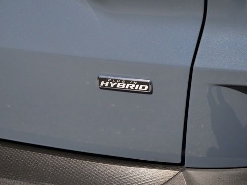 Used 2024 Ford Escape SE image 53