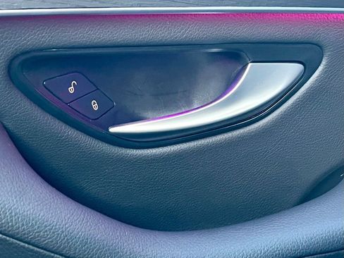 Certified 2022 Mercedes-Benz GLC 300 GLC 300 image 32