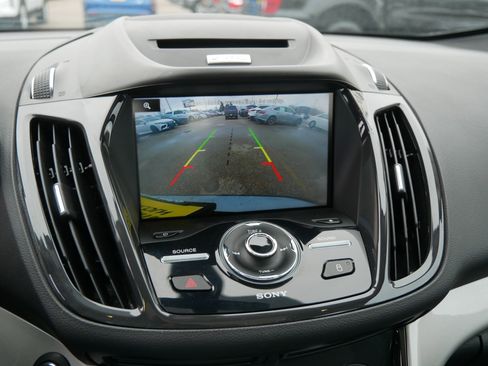 Used 2015 Ford C-MAX Energi SEL w/ Equipment Group 302A image 31