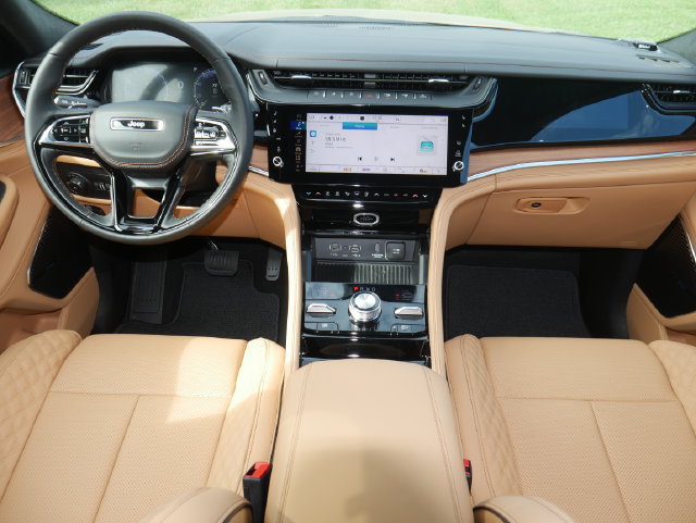 New 2027 Jeep Grand Cherokee Summit AWD/4WD image 9