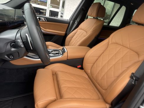 Used 2026 BMW X5 xDrive40i w/ M Sport Package AWD/4WD image 10