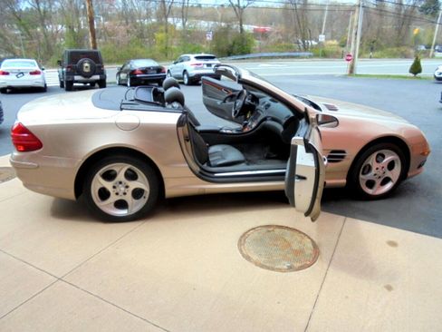 Used 2005 Mercedes-Benz SL 500 image 34