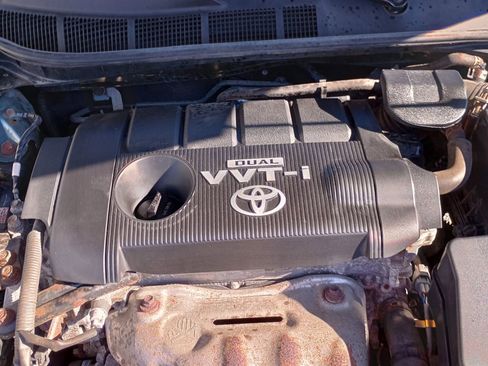 Used 2010 Toyota Camry image 24