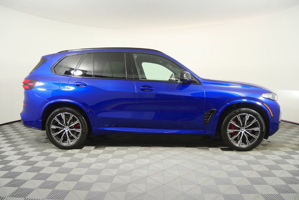 Certified 2026 BMW X5 M60i w/ Executive Package AWD/4WD image 3
