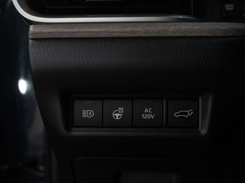 Used 2024 Toyota Grand Highlander Limited image 26