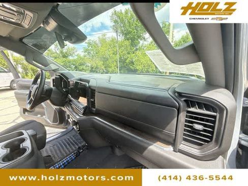 Used 2024 Chevrolet Silverado 1500 RST AWD/4WD image 27