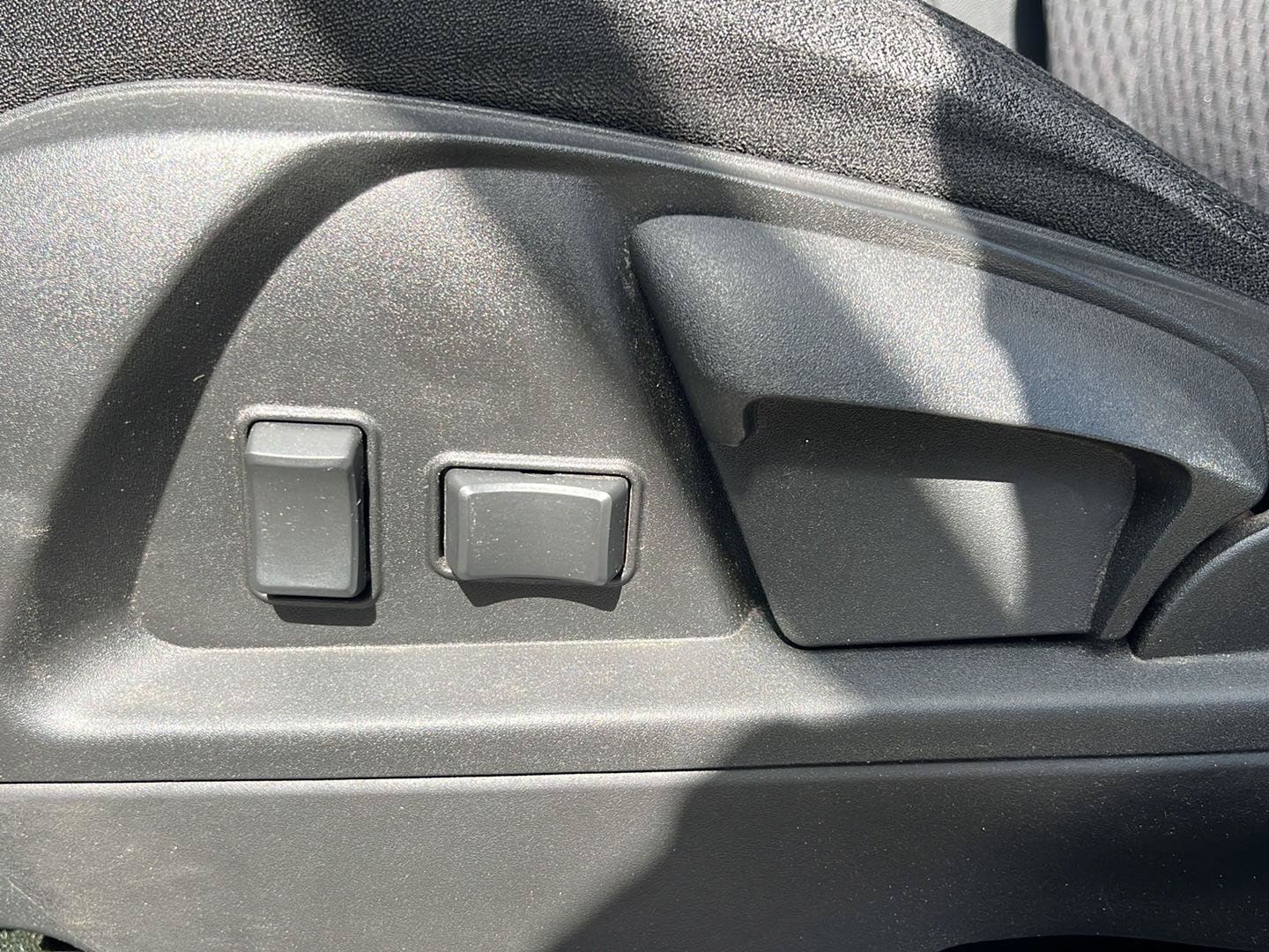 Used 2014 GMC Terrain SLE FWD image 3
