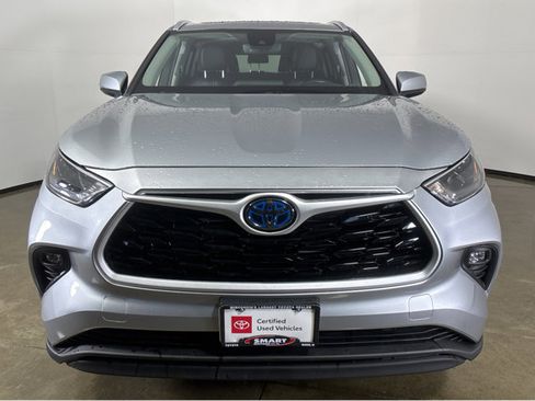 Used 2023 Toyota Highlander XLE image 13