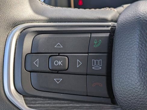 Used 2024 Jeep Wagoneer L Series III w/ Flexible Seating Group image 22