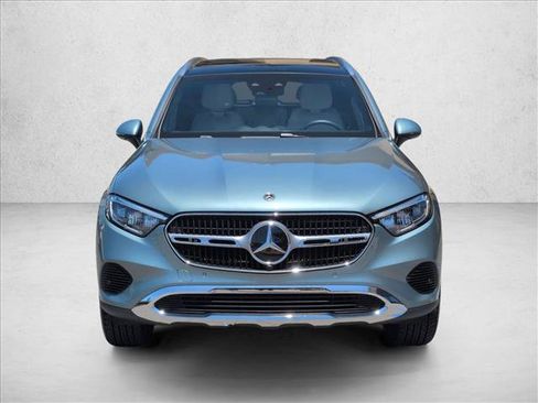 Certified 2025 Mercedes-Benz GLC 350e 4MATIC image 2