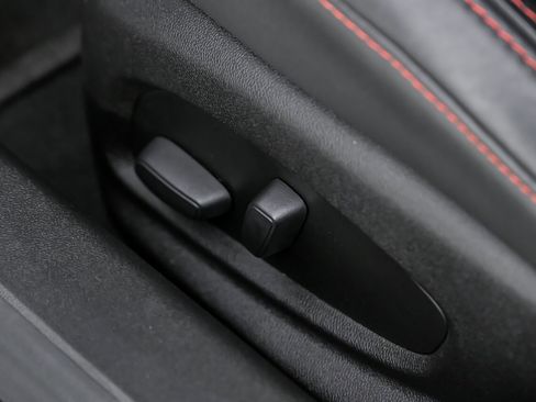 Used 2017 Chevrolet Camaro ZL1 RWD image 28