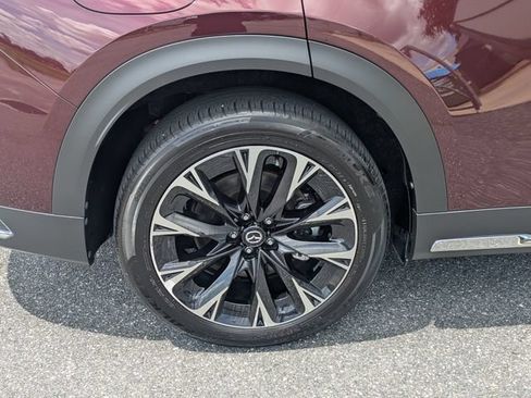Used 2025 MAZDA CX-90 Plug-In Hybrid w/ Premium Plus AWD/4WD image 11