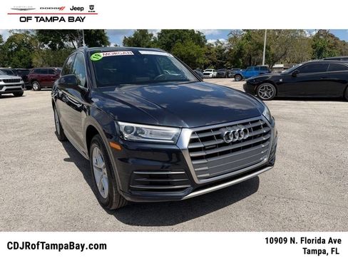 Used 2019 Audi Q5 2.0T Premium w/ Convenience Package AWD/4WD image 1