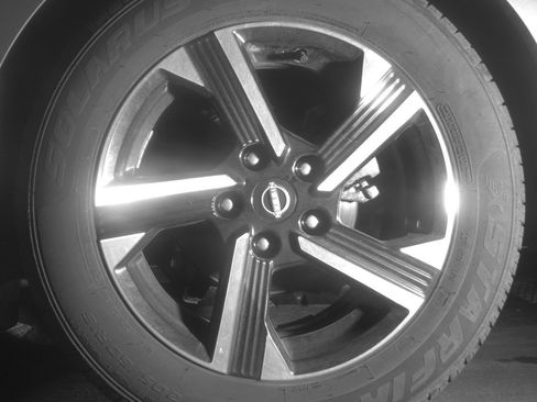 Used 2025 Nissan Sentra SV image 14