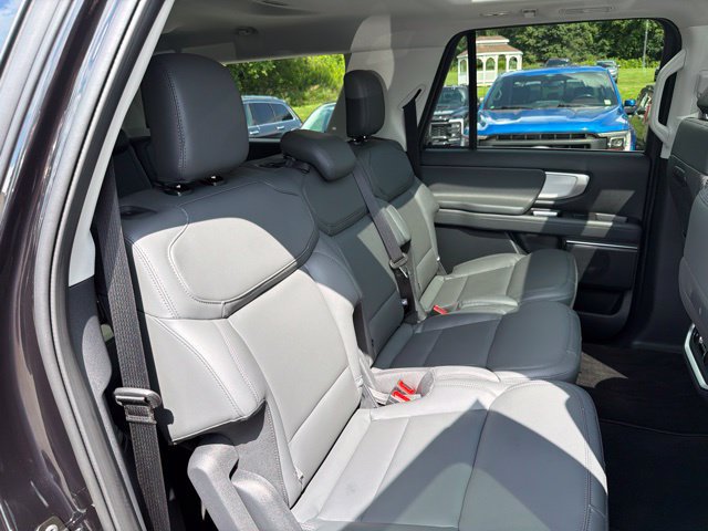 Used 2026 Ford Expedition Max Active AWD/4WD image 43