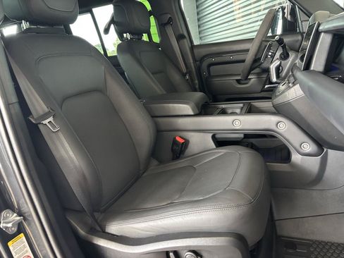 Used 2023 Land Rover Defender 110 V8 AWD/4WD image 24