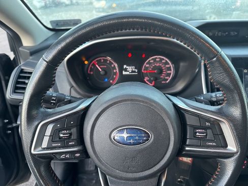 Used 2019 Subaru Crosstrek 2.0i Premium image 6