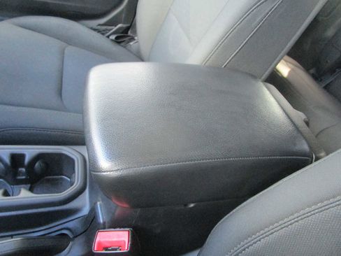 Used 2019 Jeep Wrangler Unlimited Sport S image 22