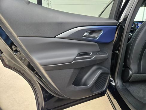 Certified 2026 Chevrolet Equinox EV LT image 15