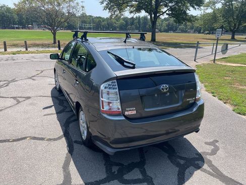 Used 2007 Toyota Prius Touring image 3