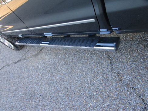 Used 2018 GMC Sierra 1500 SLT image 11