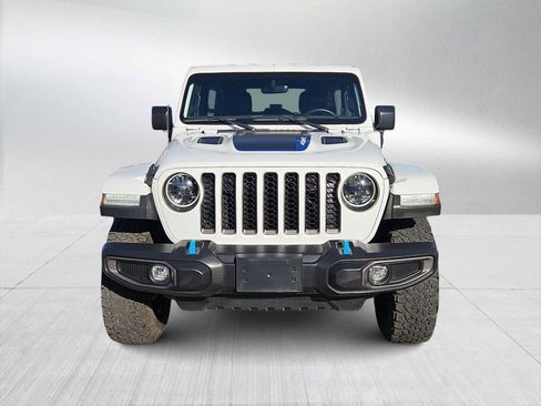 Used 2023 Jeep Wrangler Rubicon w/ Cold Weather Group image 3